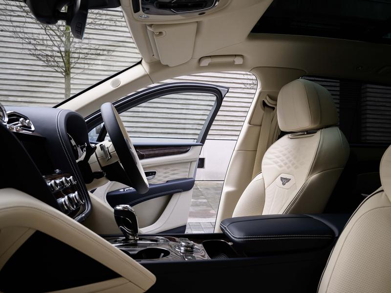 Used Bentley Bentayga 2025 for sale - 77427186: Photo 18
