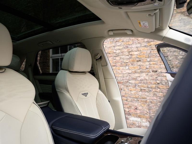 Used Bentley Bentayga 2025 for sale - 77427186: Photo 24