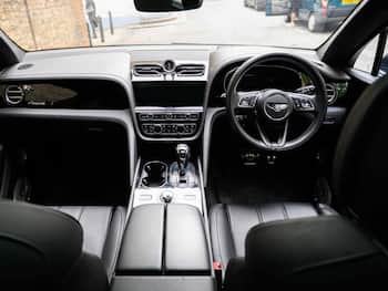 Used Bentley Bentayga 2024 for sale - 79711194: Photo