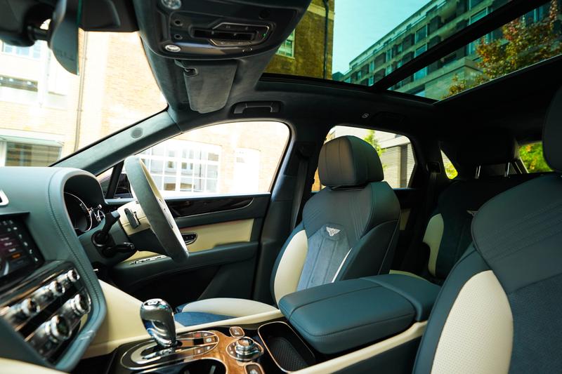 Used Bentley Bentayga 2022 for sale - 76557396: Photo 2