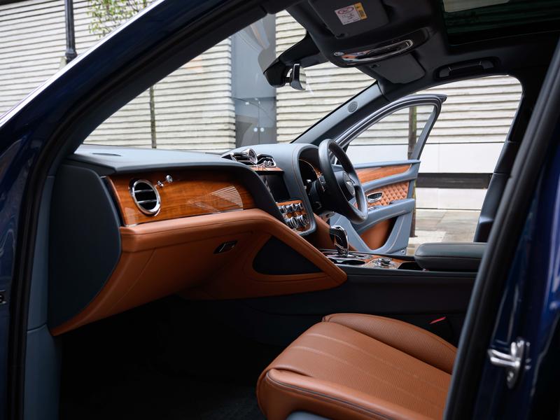 Used Bentley Bentayga 2022 for sale - 77802521: Photo 12