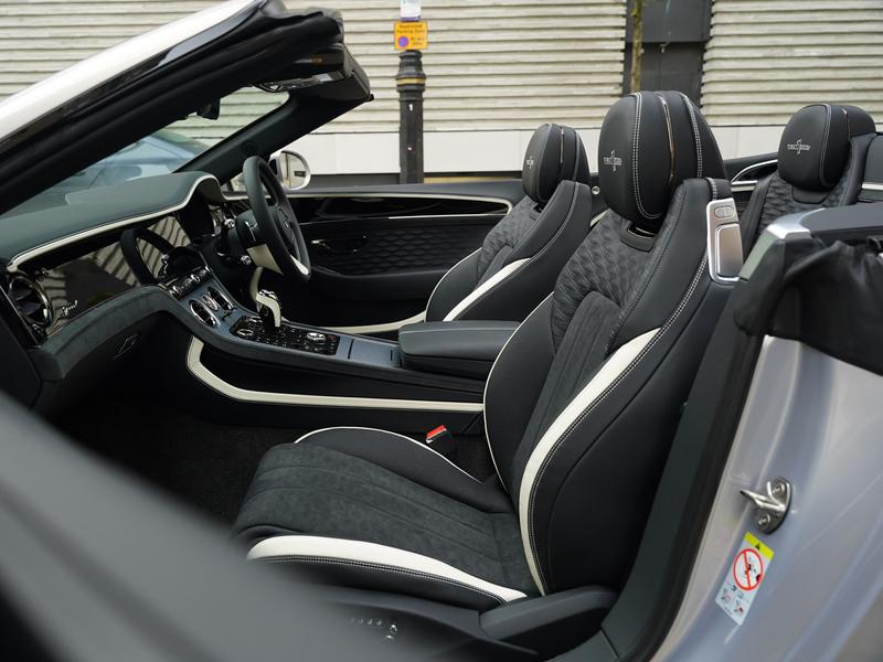 Used Bentley Continental 2025 for sale - 76382383: Photo 2