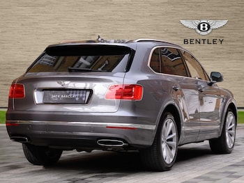 Used Bentley Bentayga 2018 for sale - 78593036: Photo