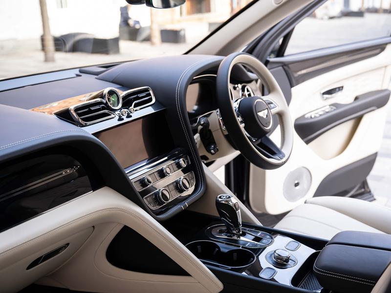Used Bentley Bentayga 2025 for sale - 76036276: Photo 11