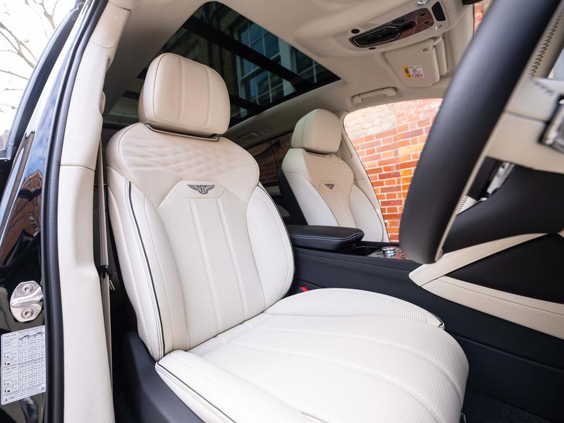 Used Bentley Bentayga 2025 for sale - 76036276: Photo 22