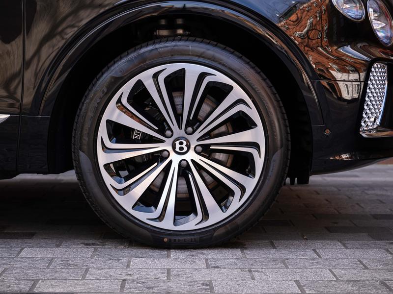 Used Bentley Bentayga 2025 for sale - 76036276: Photo 6