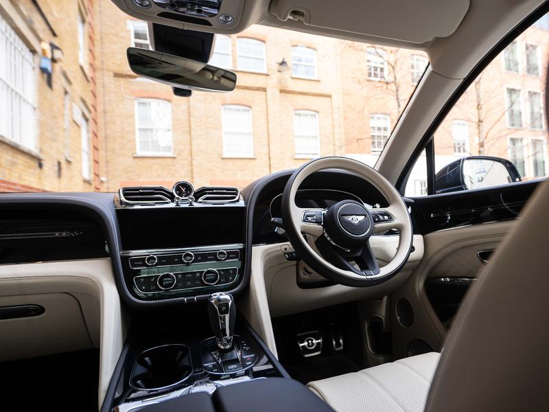 Used Bentley Bentayga 2025 for sale - 76036276: Photo 9