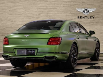 Used Bentley Flying Spur 2025 for sale - 76776800: Photo