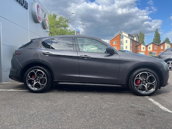 Used Alfa Romeo Stelvio 2025 for sale - 75186700: Photo
