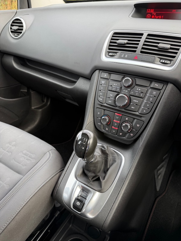 Used Vauxhall Meriva 2015 for sale - 76281346: Photo 25