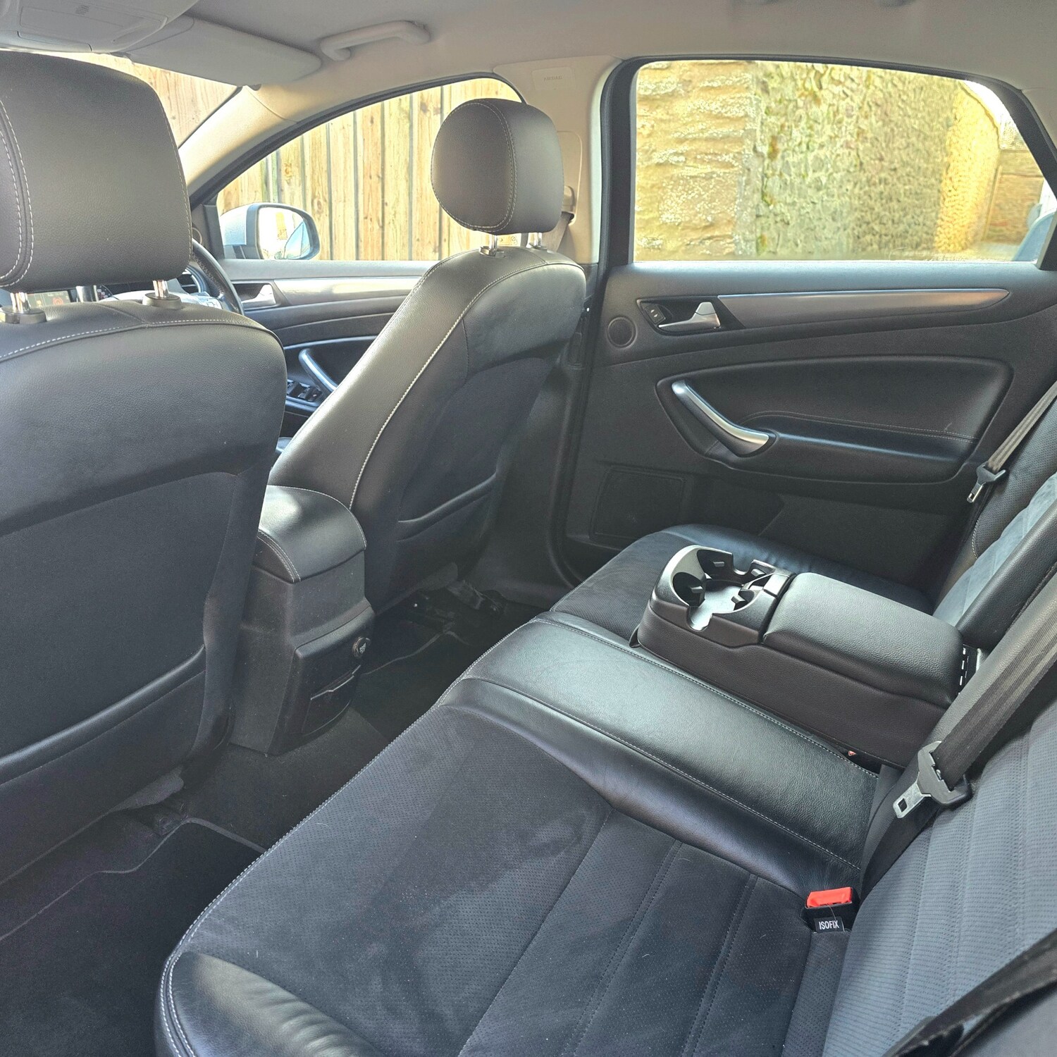 Used Ford Mondeo 2010 for sale - 77393586: Photo 18