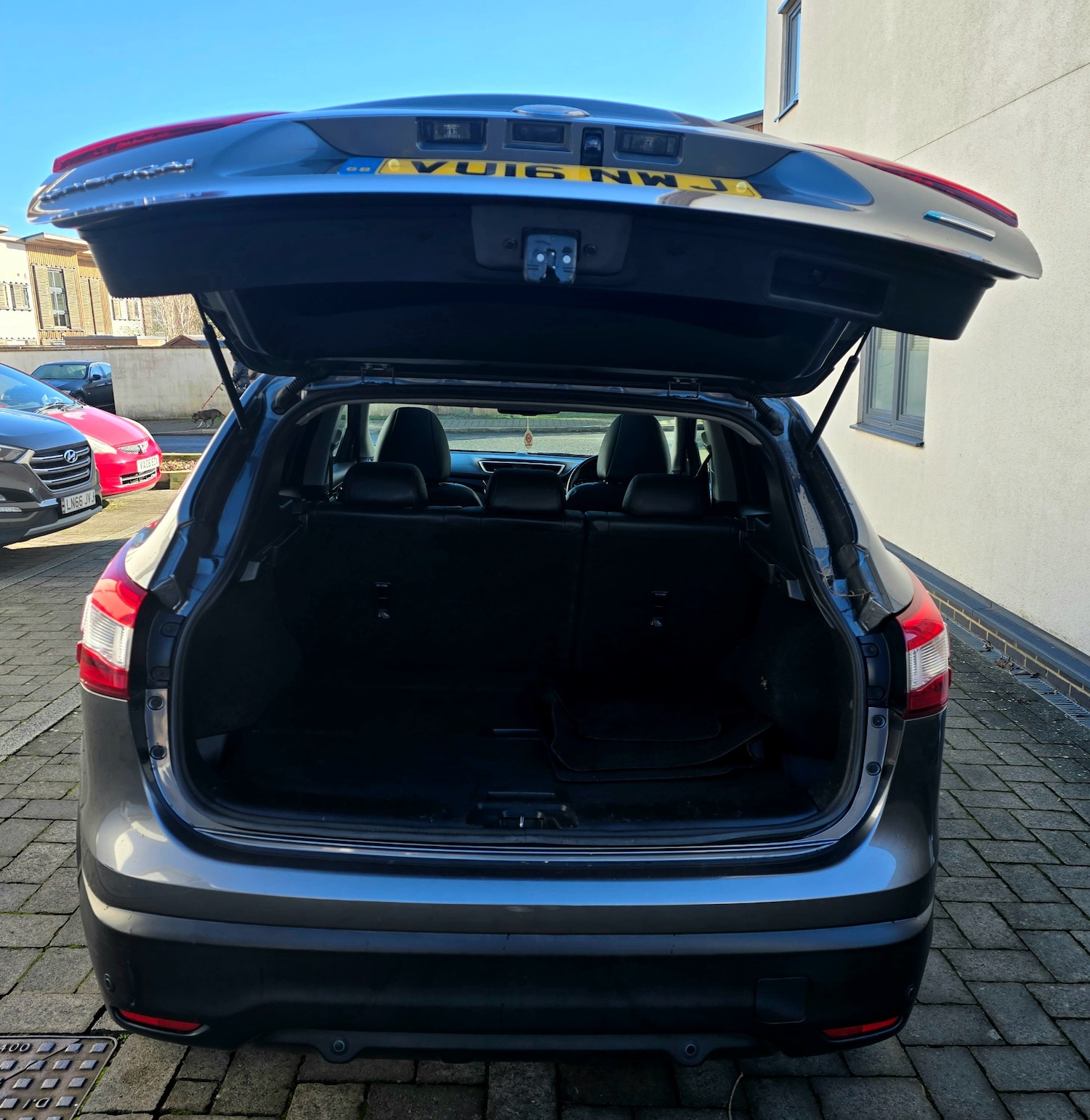 Used Nissan Qashqai 2016 for sale - 77357665: Photo 11