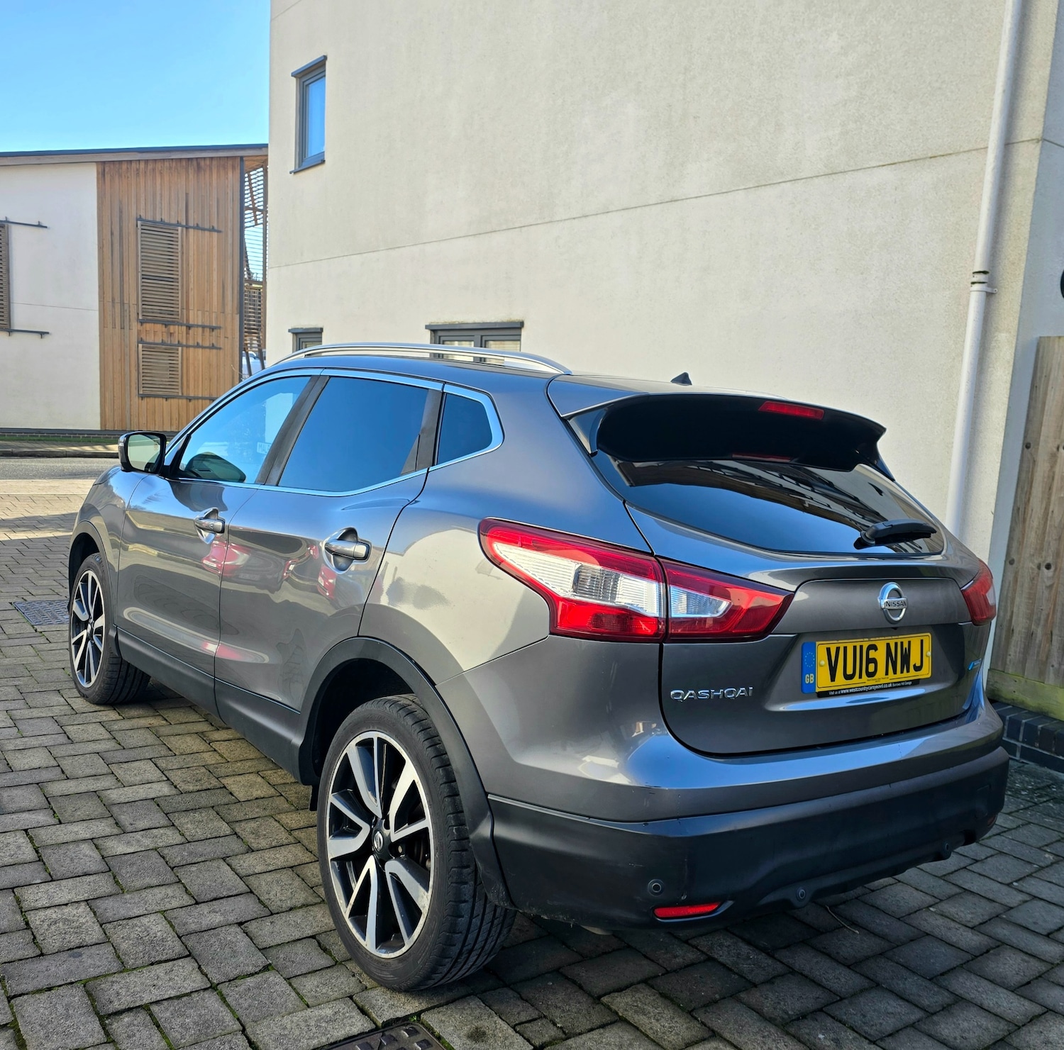 Used Nissan Qashqai 2016 for sale - 77357665: Photo 8