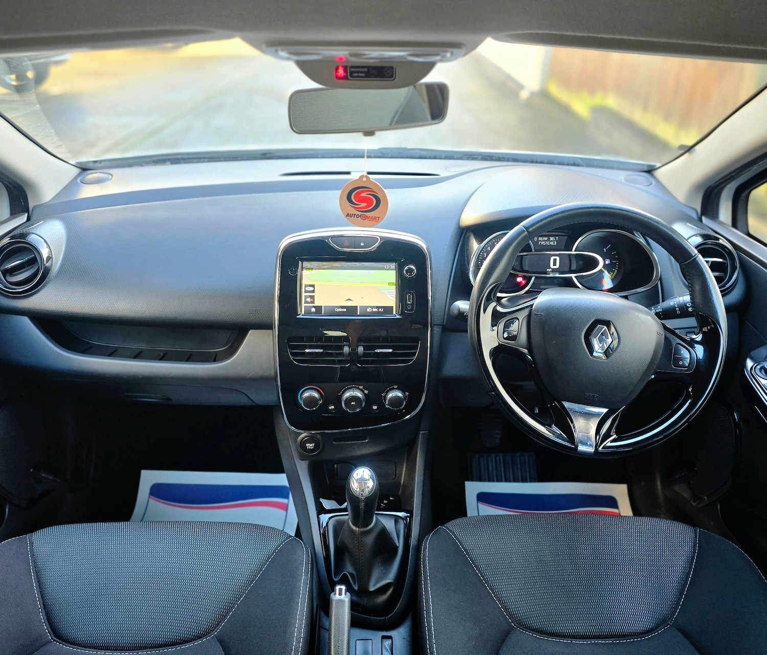 Used Renault Clio 2014 for sale - 77257585: Photo 11