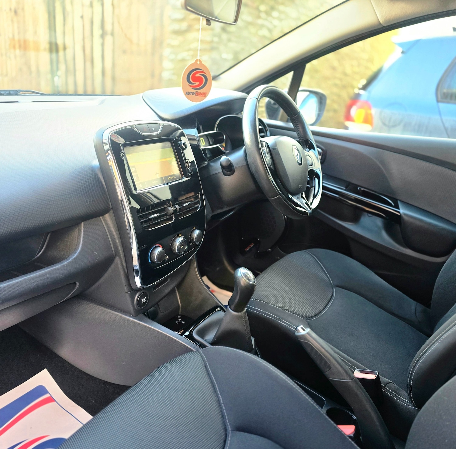 Used Renault Clio 2014 for sale - 77257585: Photo 13