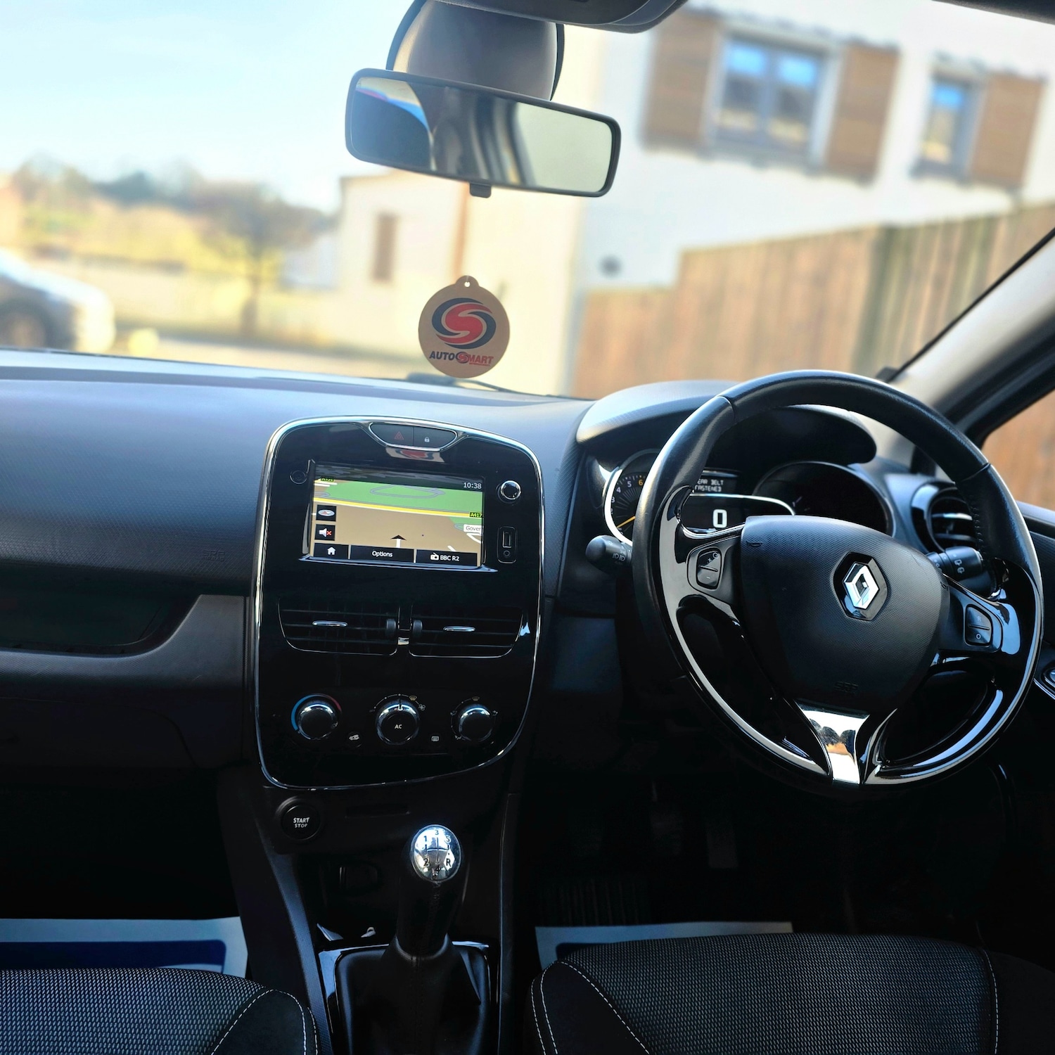 Used Renault Clio 2014 for sale - 77257585: Photo 16