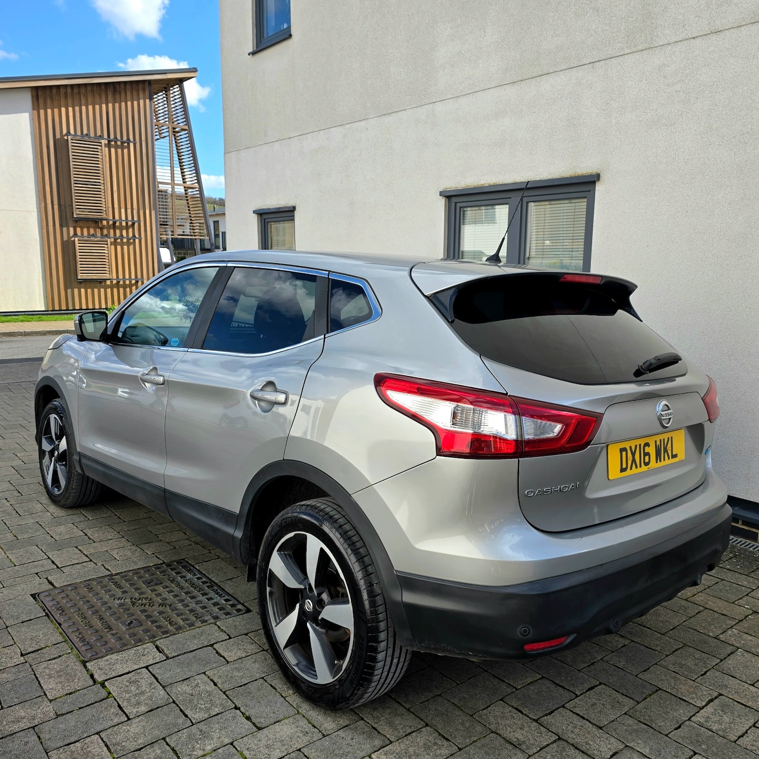 Used Nissan Qashqai 2016 for sale - 77897954: Photo 8