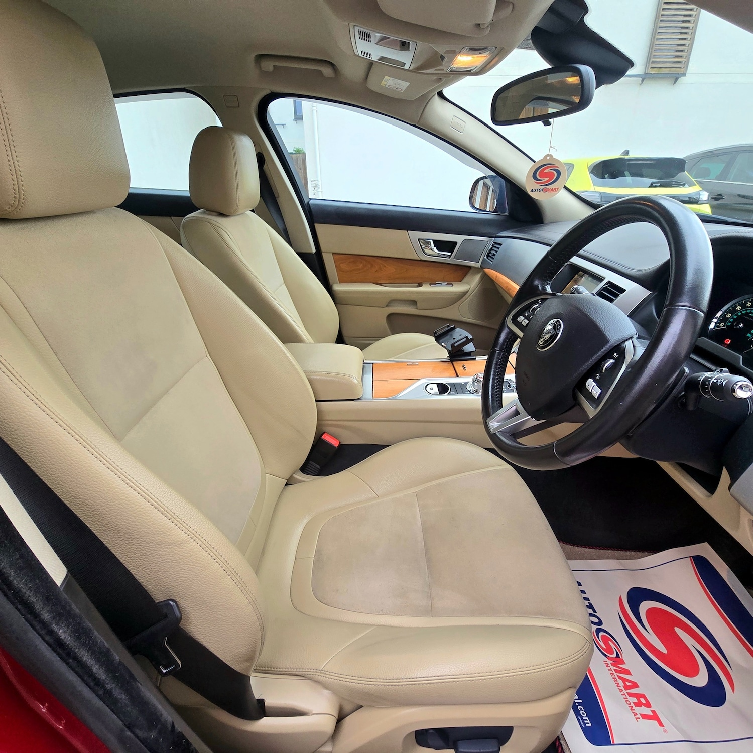 Used Jaguar XF 2013 for sale - 78134923: Photo 30