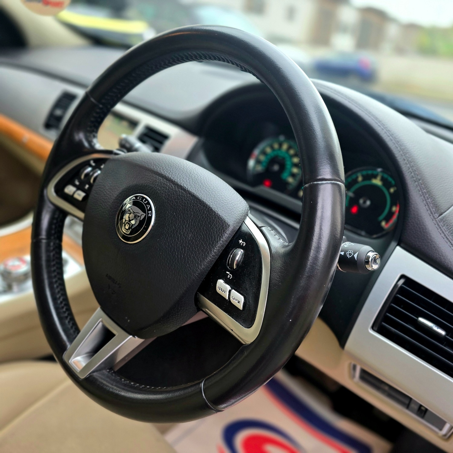 Used Jaguar XF 2013 for sale - 78134923: Photo 31