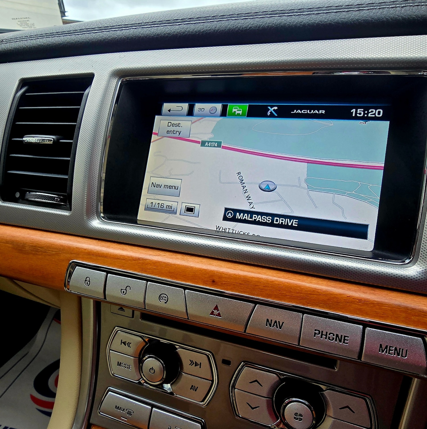 Used Jaguar XF 2013 for sale - 78134923: Photo 36