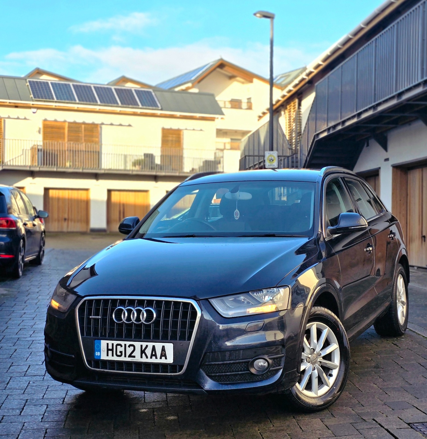 Used Audi Q3 2012 for sale - 77595730: Photo 2