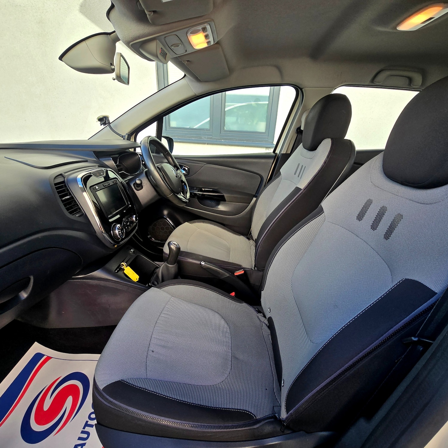 Used Renault Captur 2014 for sale - 77736249: Photo 11