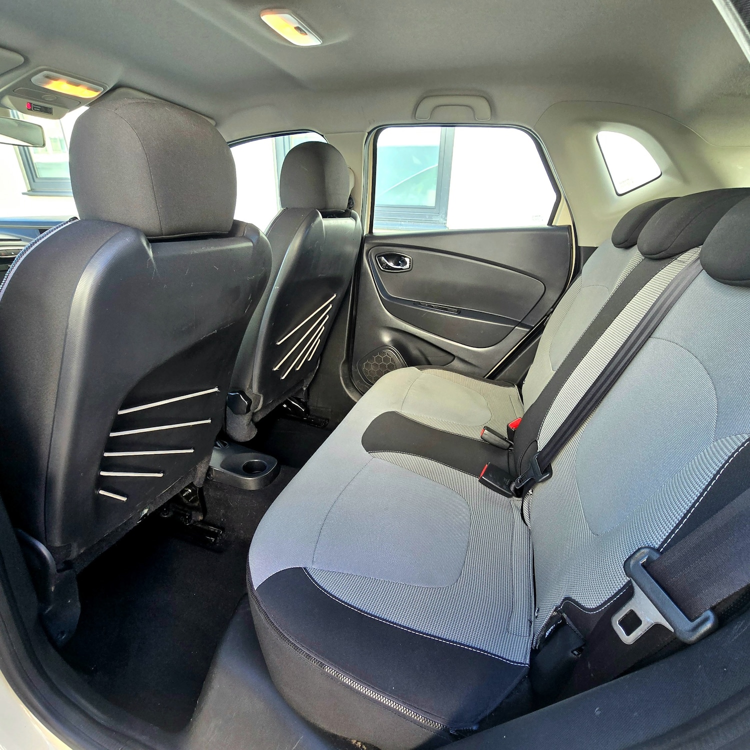 Used Renault Captur 2014 for sale - 77736249: Photo 12