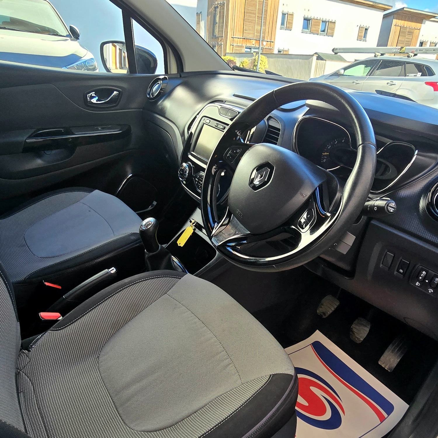 Used Renault Captur 2014 for sale - 77736249: Photo 17