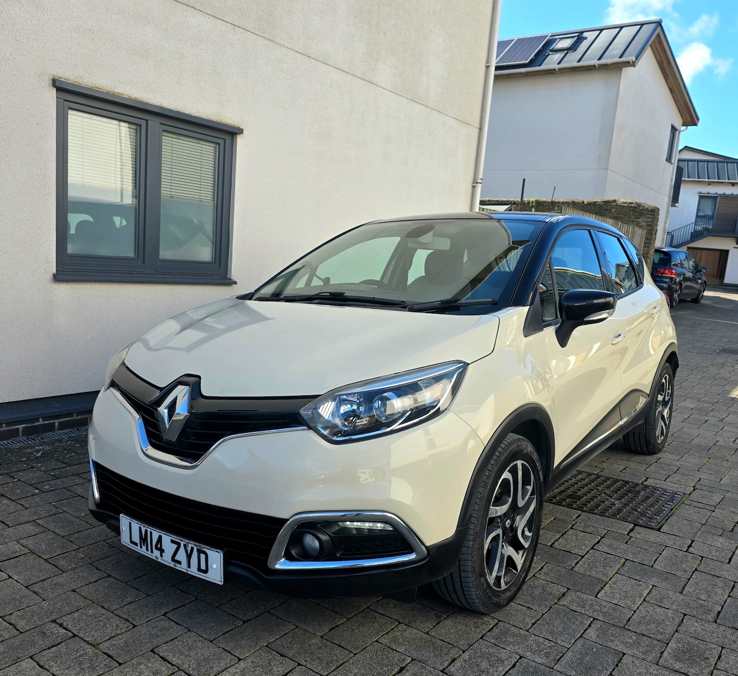 Used Renault Captur 2014 for sale - 77736249: Photo 4