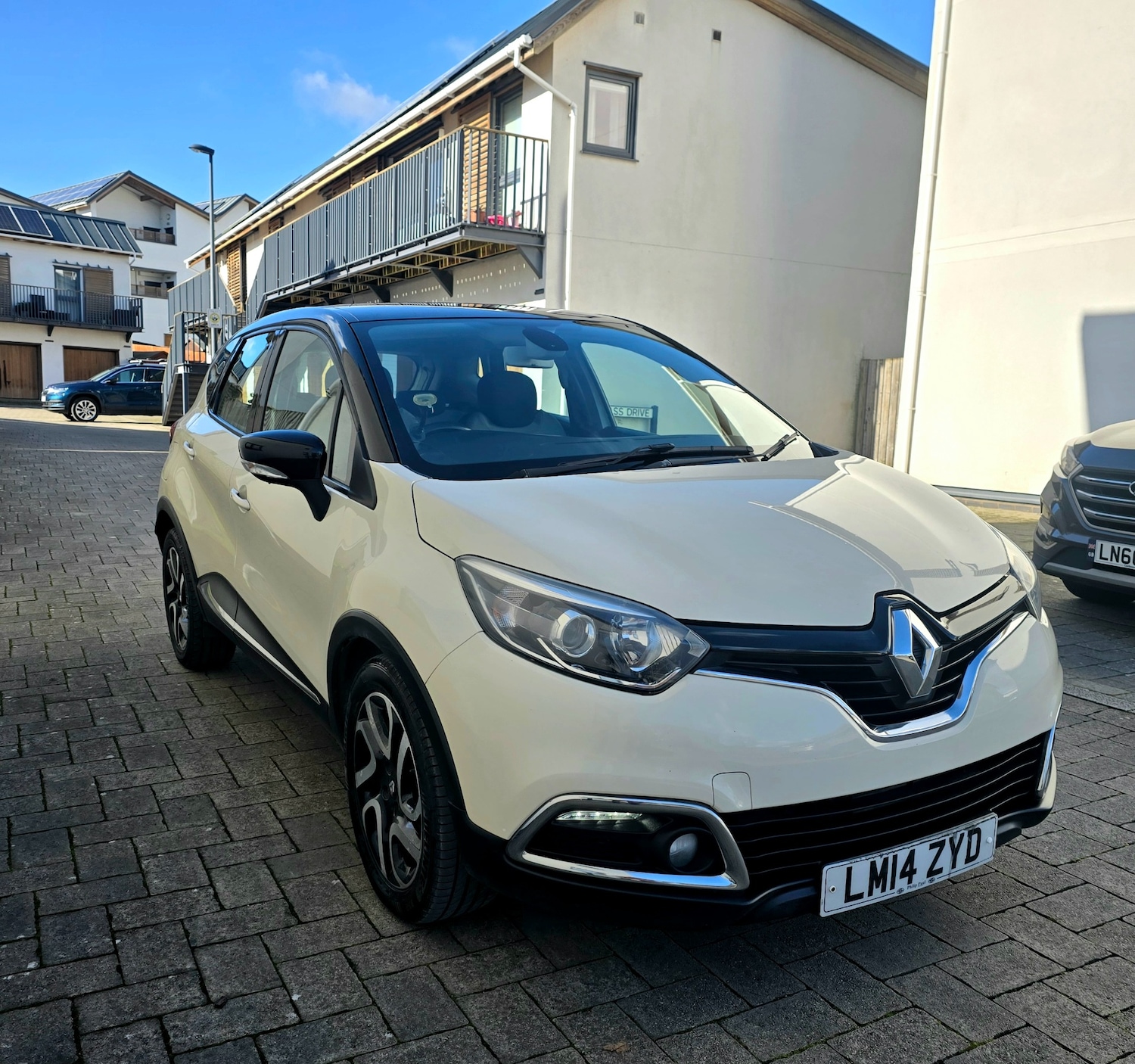 Used Renault Captur 2014 for sale - 77736249: Photo 6