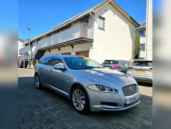 Used Jaguar XF 2013 for sale - 78433548: Photo