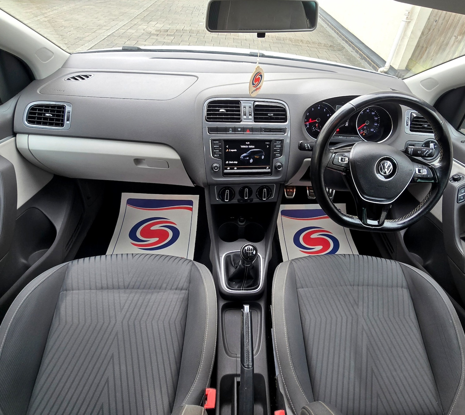 Used Volkswagen Polo 2015 for sale - 78213929: Photo 17