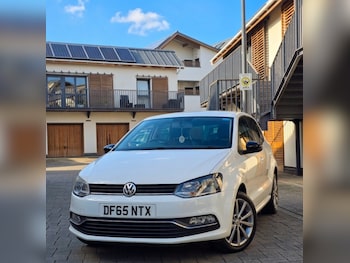 Used Volkswagen Polo 2015 for sale - 78213929: Photo