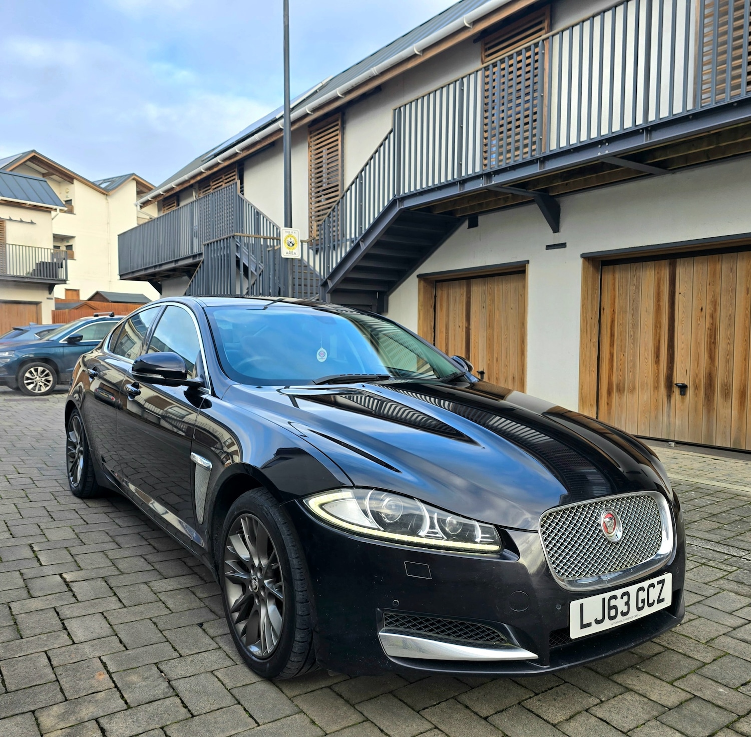 Used Jaguar XF 2013 for sale - 77564437: Photo 6