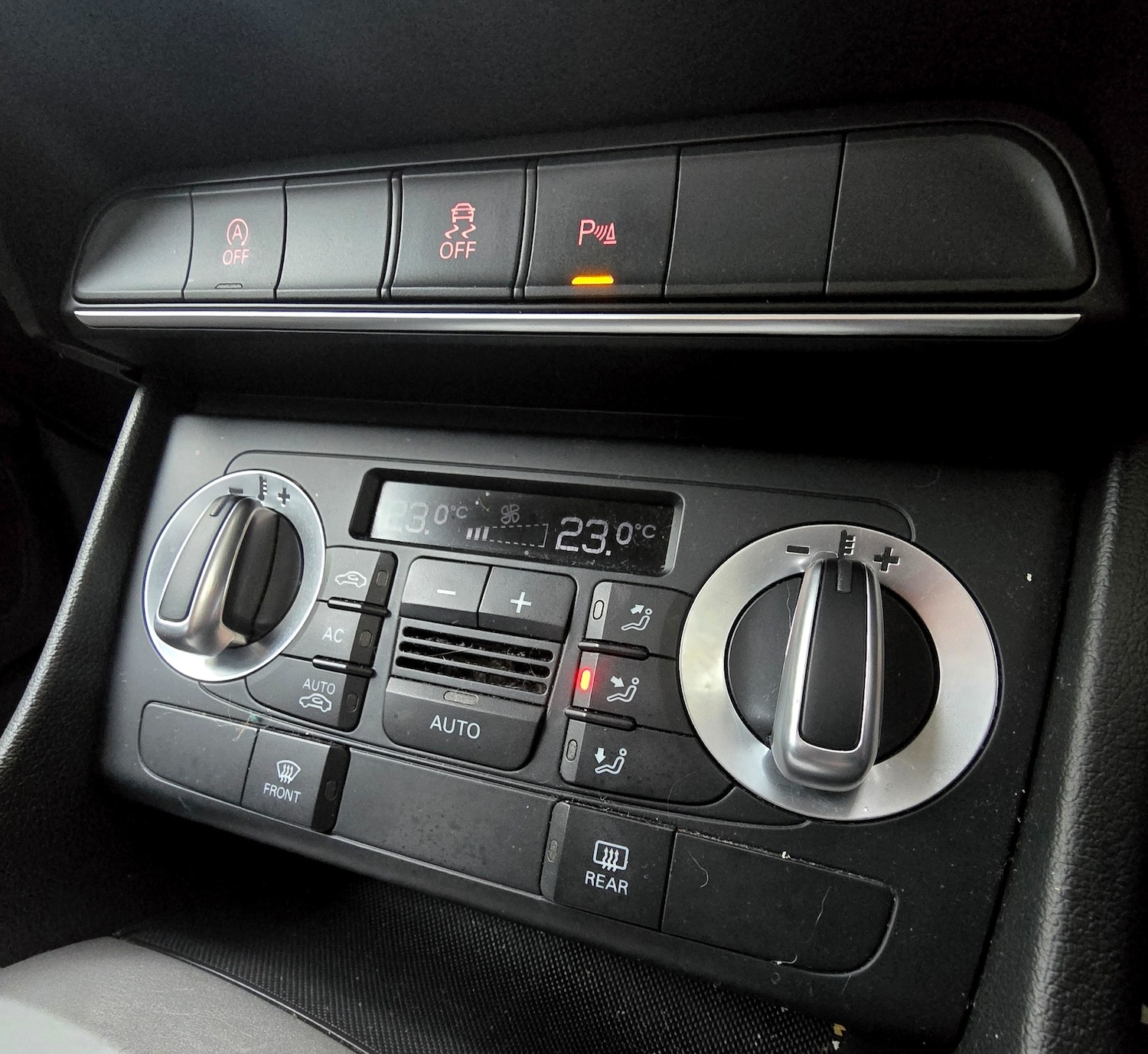 Used Audi Q3 2012 for sale - 77323657: Photo 14