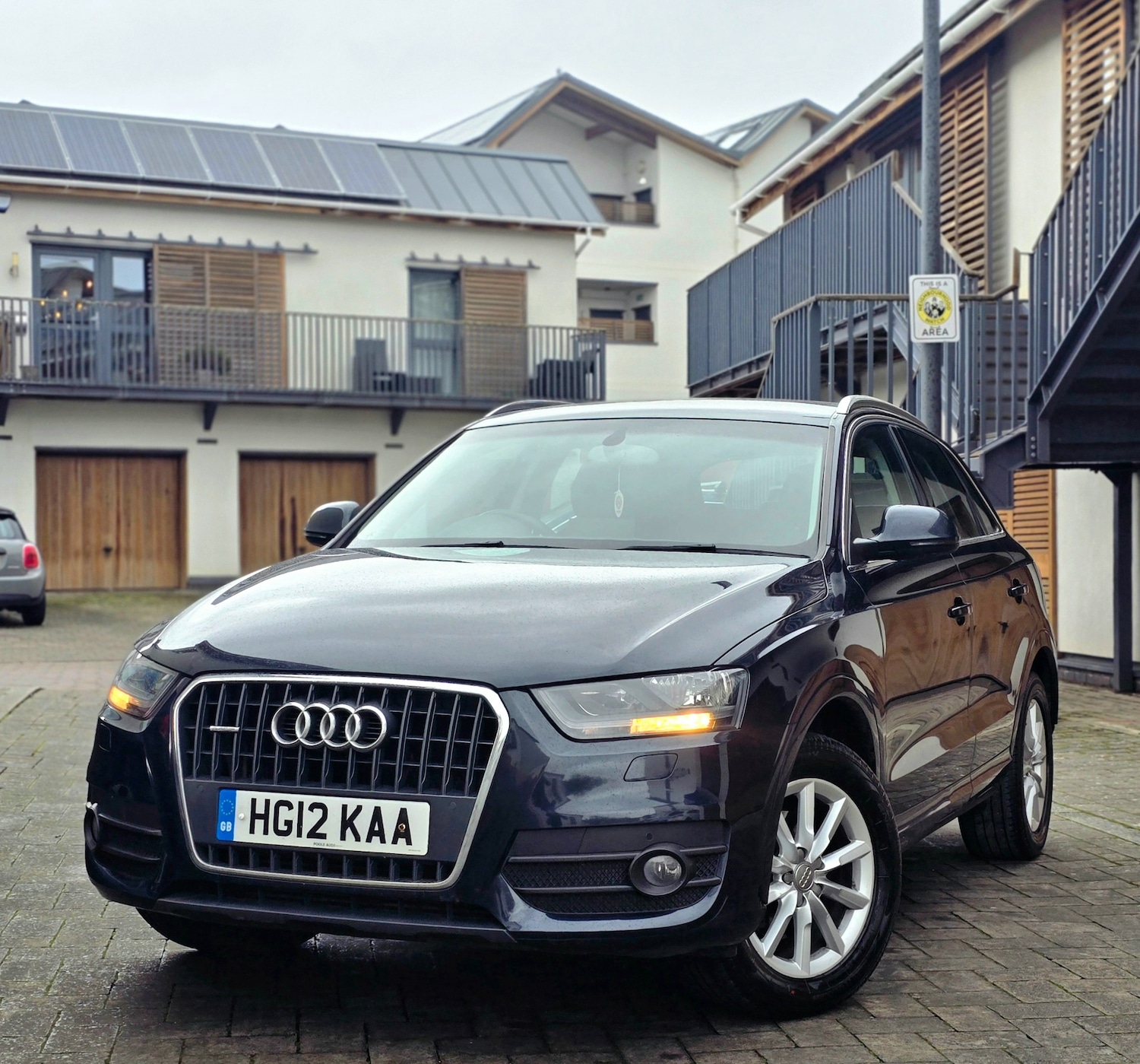 Used Audi Q3 2012 for sale - 77323657: Photo 2