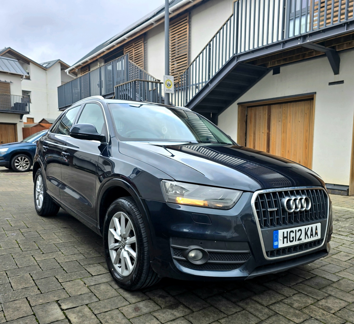 Used Audi Q3 2012 for sale - 77323657: Photo 4