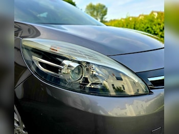 Used Renault Grand Scenic 2015 for sale - 78937038: Photo