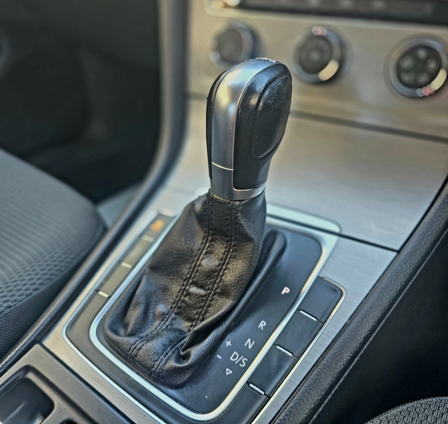 Used Volkswagen Golf 2014 for sale - 77704384: Photo 18