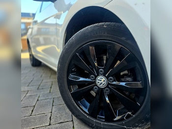 Used Volkswagen Golf 2014 for sale - 77704384: Photo