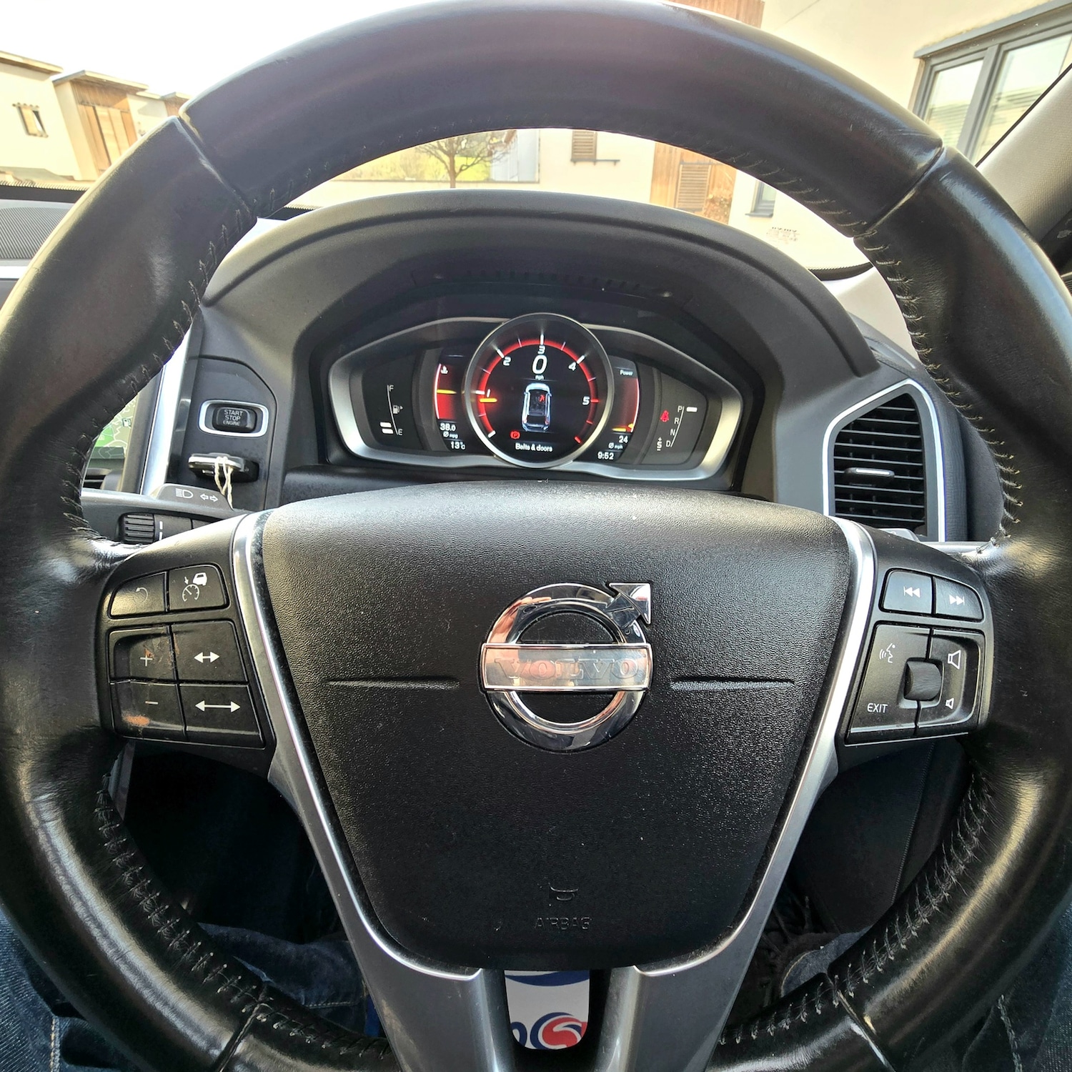 Used Volvo XC60 2014 for sale - 78025721: Photo 14