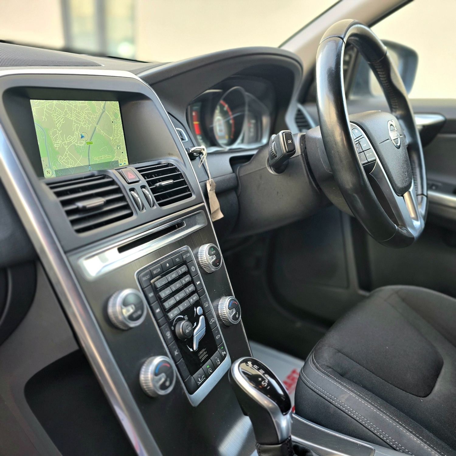 Used Volvo XC60 2014 for sale - 78025721: Photo 23