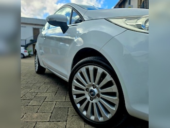 Used Ford Fiesta 2010 for sale - 78859365: Photo