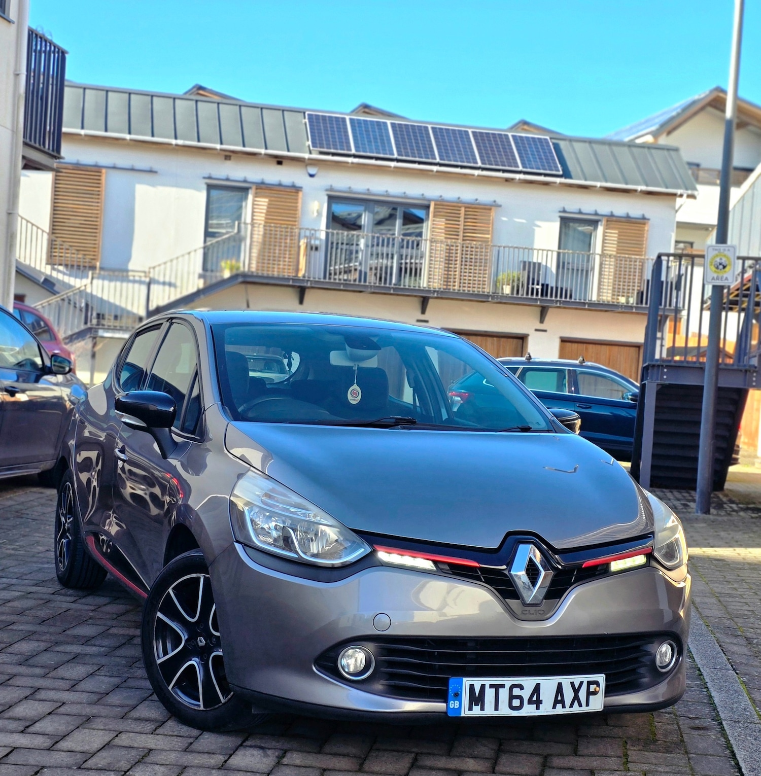 Used Renault Clio 2014 for sale - 77392632: Photo 1