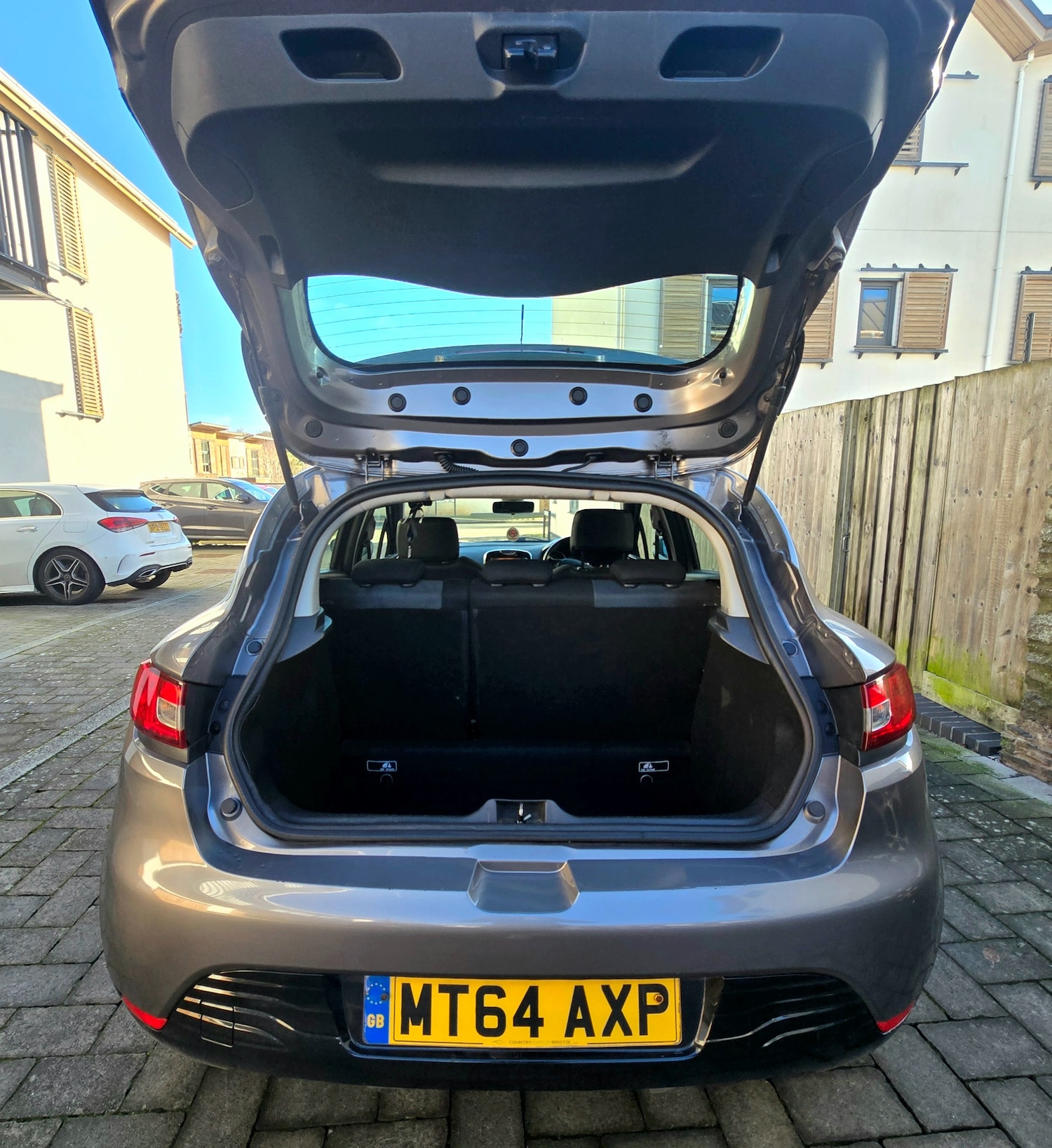 Used Renault Clio 2014 for sale - 77392632: Photo 11