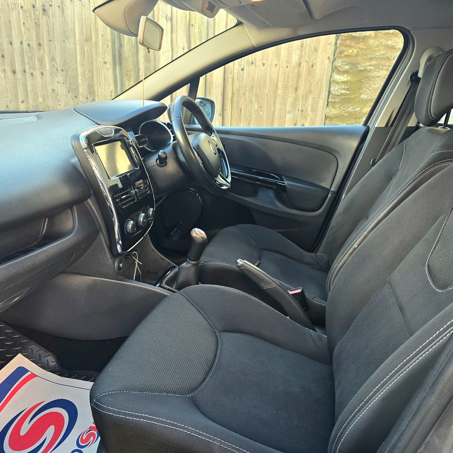 Used Renault Clio 2014 for sale - 77392632: Photo 16