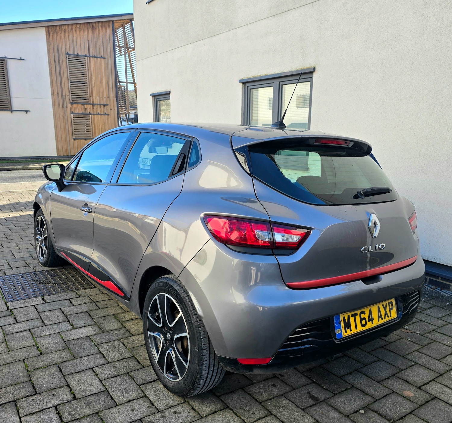 Used Renault Clio 2014 for sale - 77392632: Photo 9