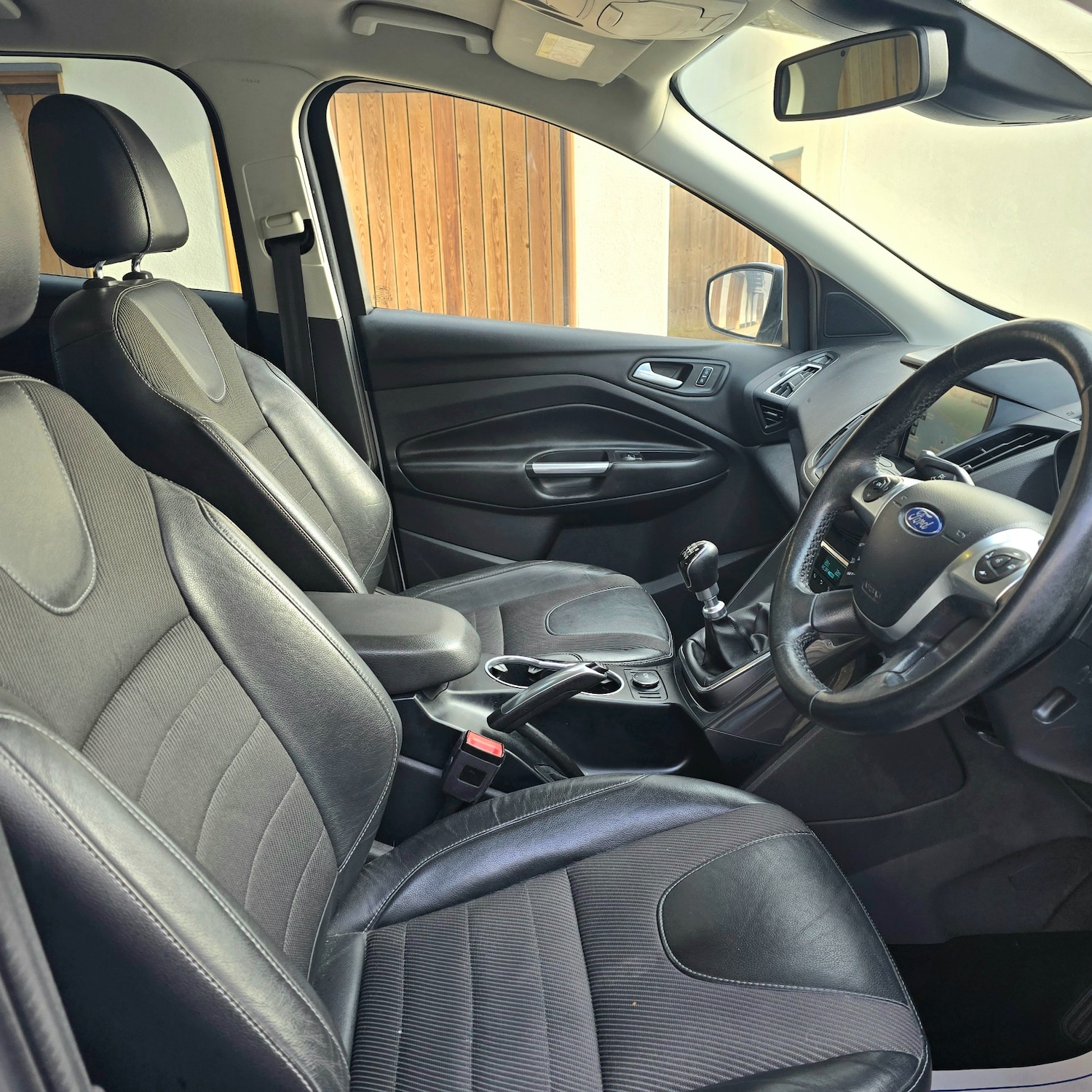 Used Ford Kuga 2016 for sale - 77962342: Photo 17