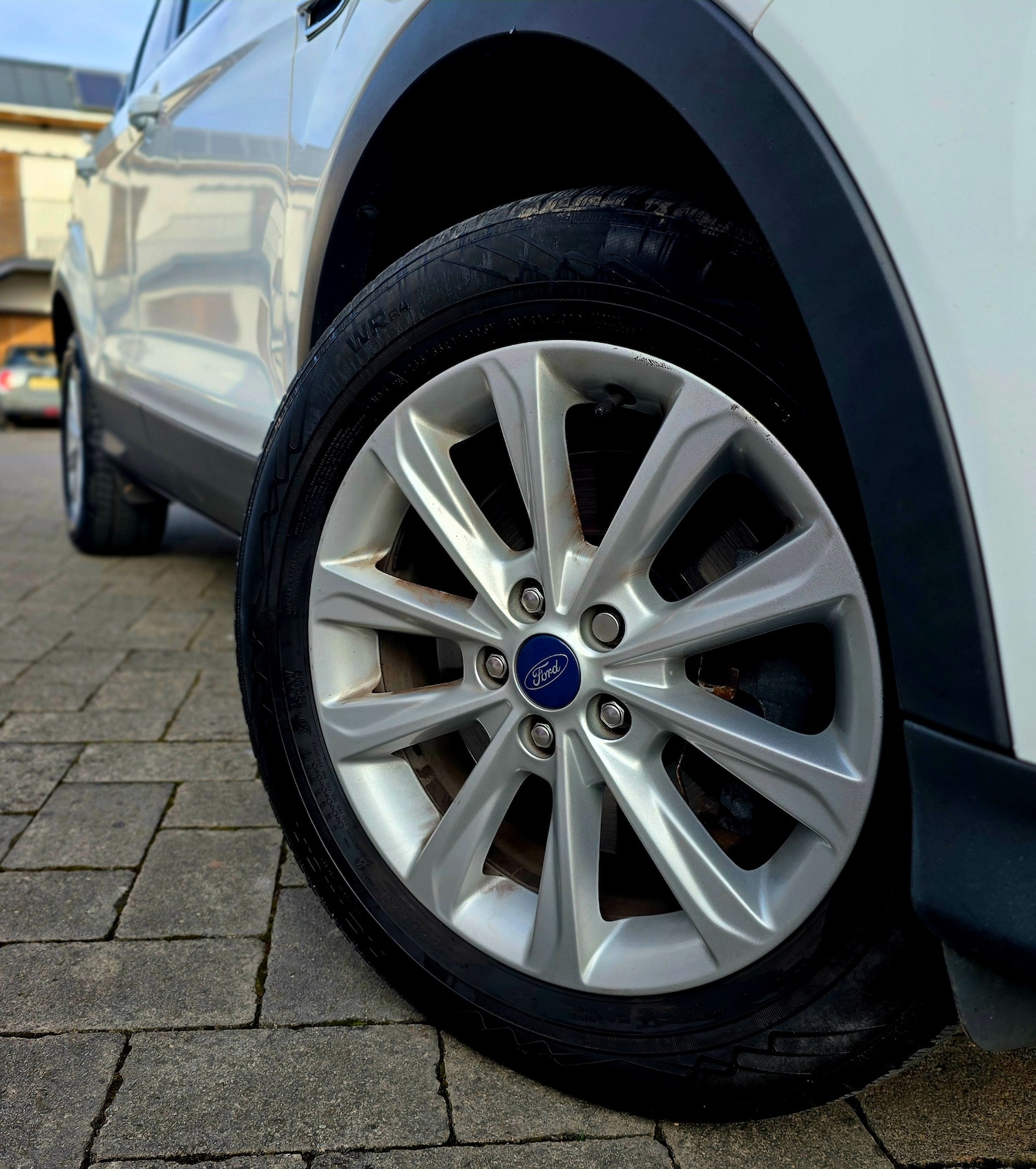 Used Ford Kuga 2016 for sale - 77962342: Photo 4