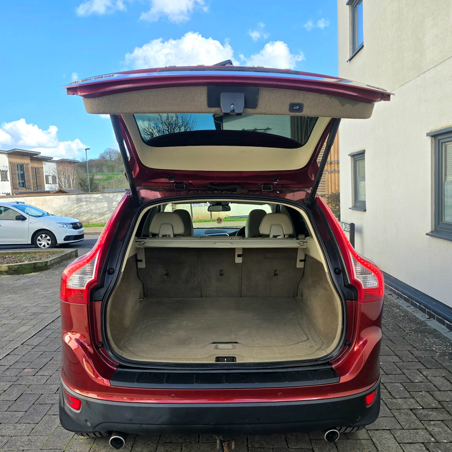 Used Volvo XC60 2012 for sale - 77897956: Photo 11